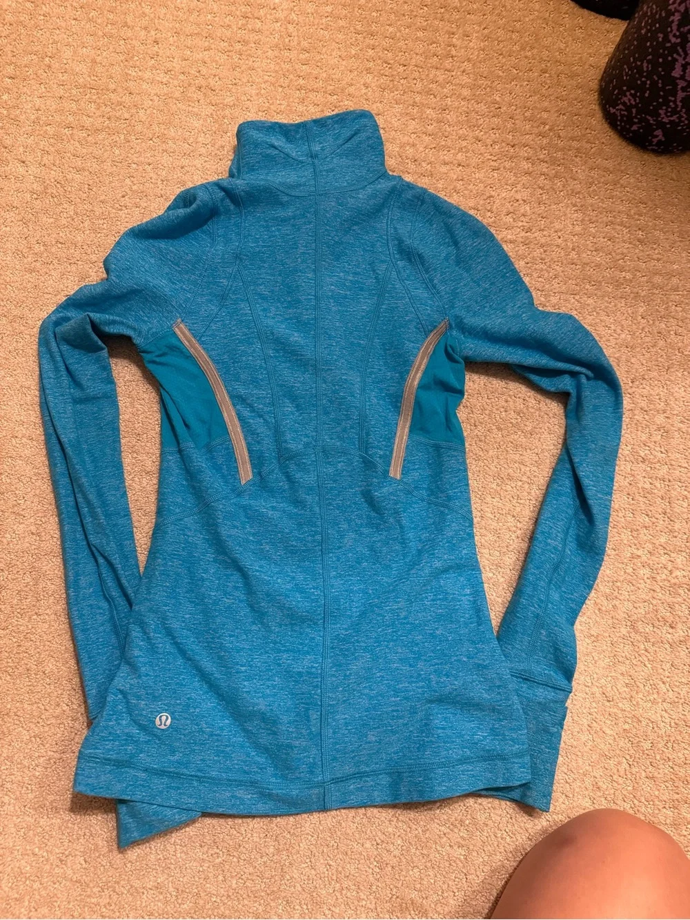 Lululemon Rulu Run Pullover Half- Zip SZ 4  with reflective stripes and zipper